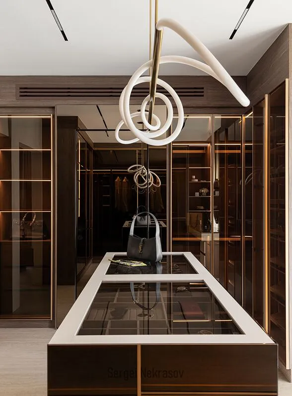 Home Page – interior photo 3